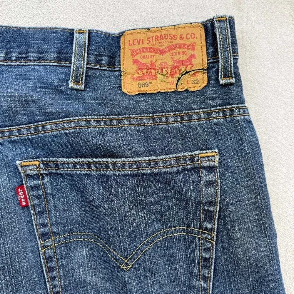 Levis levi 569